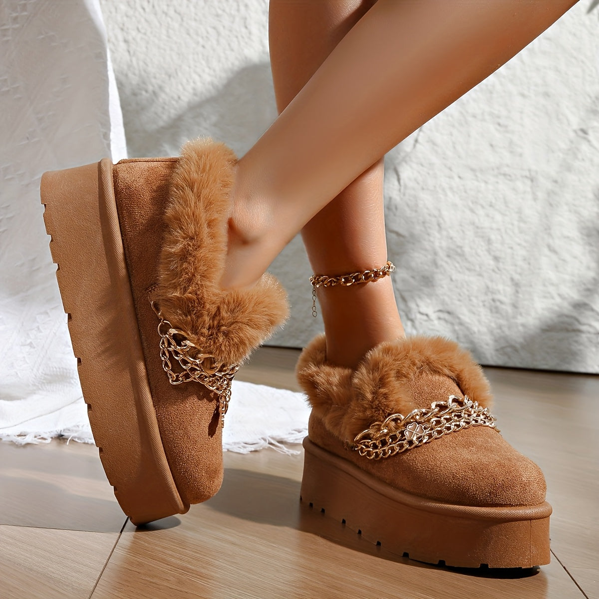Women's Cozy Faux Fur-Lined Slipper Boots with Golden Chain Detail - Warm, Comfy, and Stylish Black Platform Ankle Boots for Indoor or Outdoor Use, Outdoor Slippers | Fashionable Snow Boots | Textured Fabric Upper, Ladies Slippers